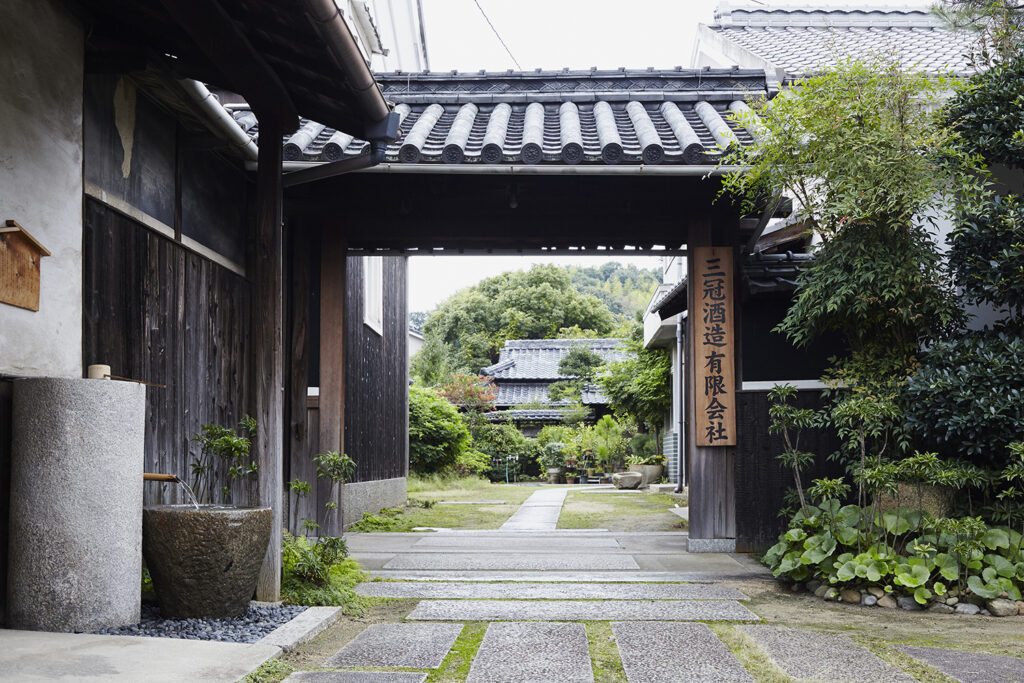 entrée extérieure de la maison sankan