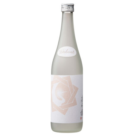 Une bouteille de Saké Junmai Ginjo Velvet